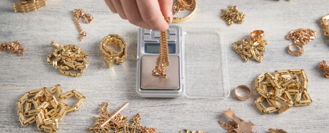 Selling Gold Jewelry in Independence